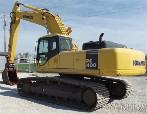 pc 400 excavator specs